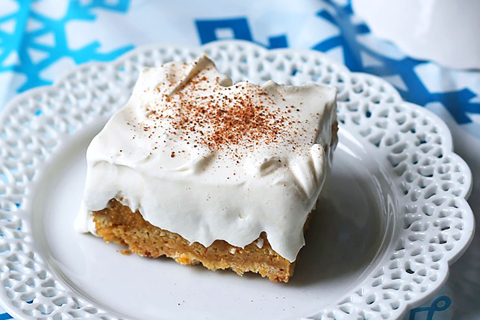 Pumpkin Dump Cake with Pudding Topping