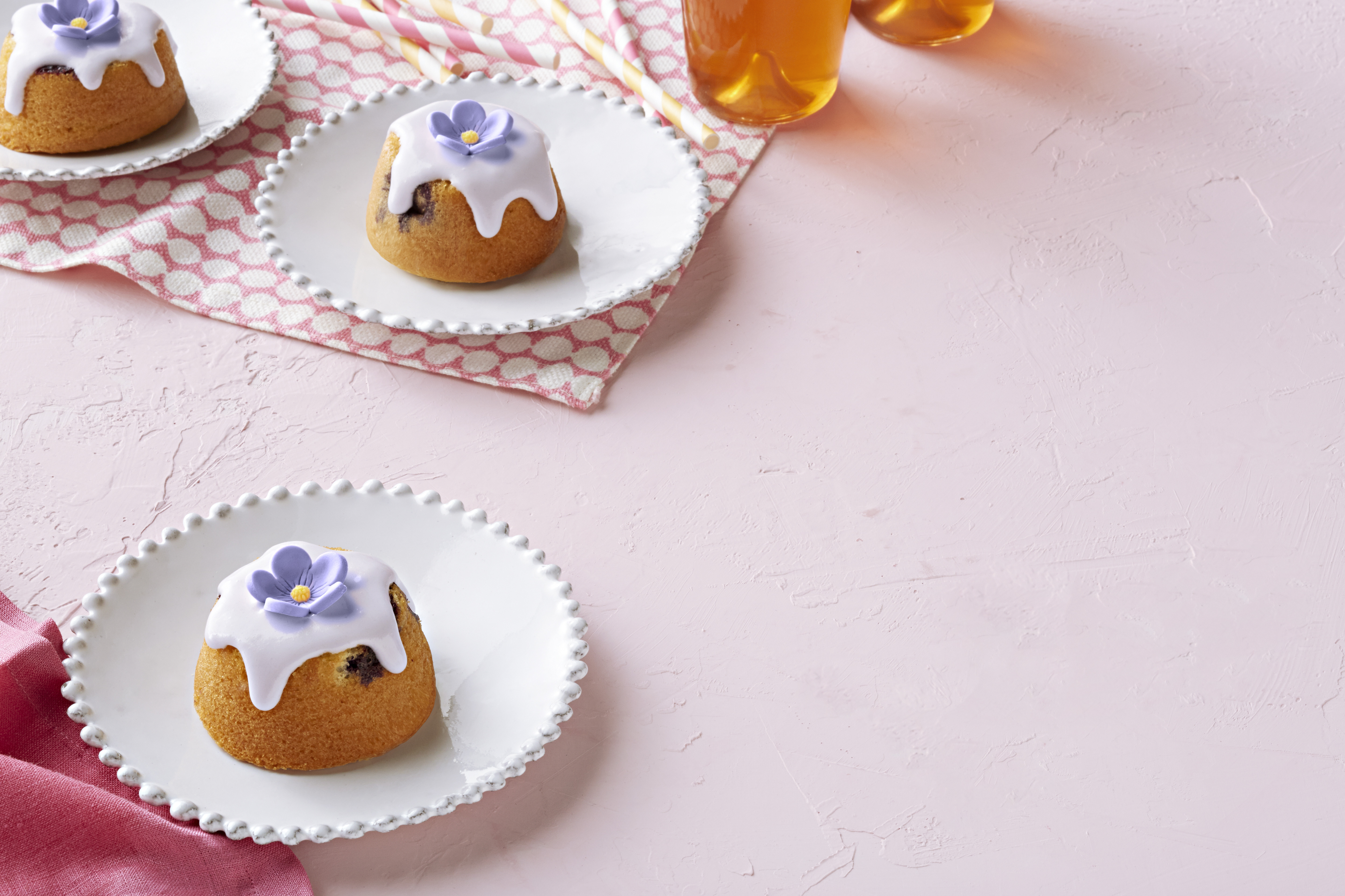 Mini Blueberry Cakes