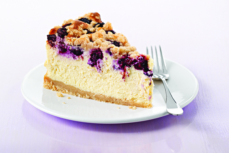 PHILADELPHIA Blueberry Streusel Cheesecake