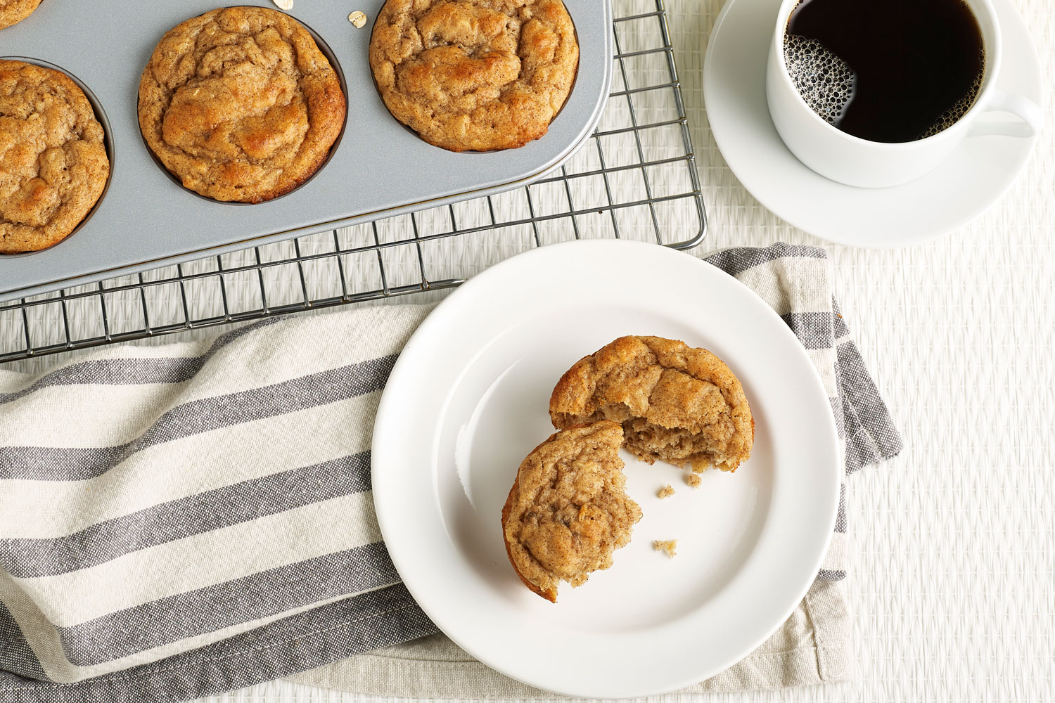 Quick Banana Bread Muffins with Oatmeal