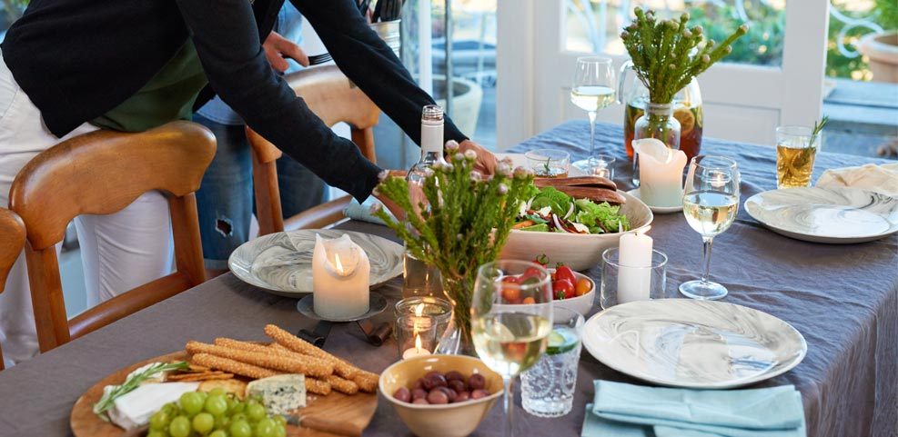 This Handy Party Checklist Will Remove the Guesswork from Hosting