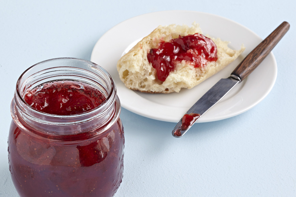 SURE.JELL Strawberry Jam My Food and Family